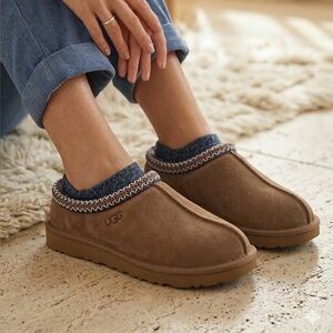 UGG Tasman Slipper Women’s Size 11 Chestnut Brown Suede Sheepskin 5955